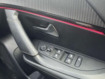 PEUGEOT 2008 2008 GT Line EV 5dr