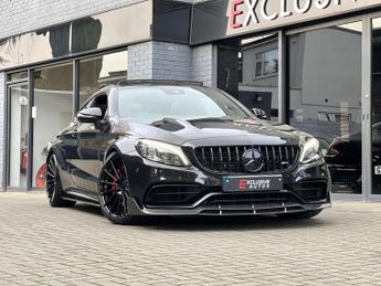Mercedes C Class 4.0 C63 V8 BiTurbo AMG S + BODYKIT (Premium Plus) SpdS MCT Euro 