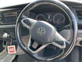 VOLKSWAGEN TRANSPORTER 2.0 TDI T30 AUTO  Highline Kombi Double Cab 5dr Diesel DSG FWD S