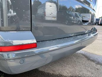 VOLKSWAGEN TRANSPORTER 2.0 TDI T30 AUTO  Highline Kombi Double Cab 5dr Diesel DSG FWD S