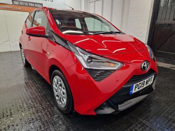 Toyota AYGO 1.0 Aygo X-Play VVT-i 5dr
