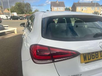 MERCEDES-BENZ A-CLASS 1.5 A 180 AMG Line Premium D Auto 5dr