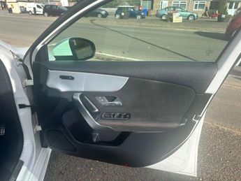 MERCEDES-BENZ A-CLASS 1.5 A 180 AMG Line Premium D Auto 5dr