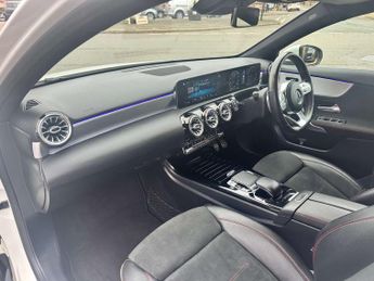 MERCEDES-BENZ A-CLASS 1.5 A 180 AMG Line Premium D Auto 5dr