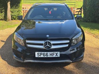 MERCEDES-BENZ GLA 2.1 GLA 220 D 4Matic AMG Line Auto 4WD 5dr