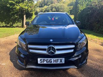 MERCEDES-BENZ GLA 2.1 GLA 220 D 4Matic AMG Line Auto 4WD 5dr