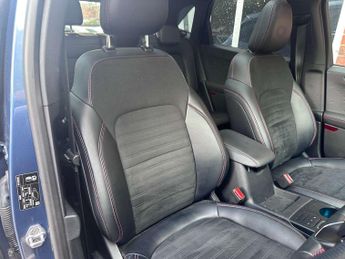 FORD KUGA 2.5 Kuga ST-Line X PHEV CVT 5dr