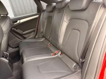 AUDI A4 2.0 A4 S Line TDI CVT 4dr