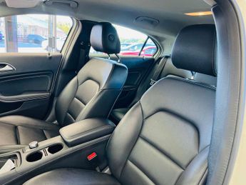 MERCEDES-BENZ A-CLASS 1.5 A 180 D SE Executive Auto 5dr