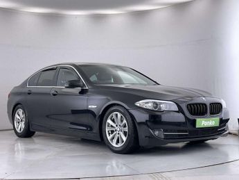 BMW 530 3.0 530d SE Saloon 4dr Diesel Steptronic Euro 5 (245 ps) DAKOTA 