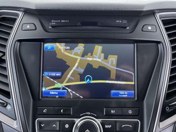 HYUNDAI SANTA FE 2.2 CRDi Premium SUV 5dr Diesel Auto 4WD Euro 5 (5 seat) (194 bh