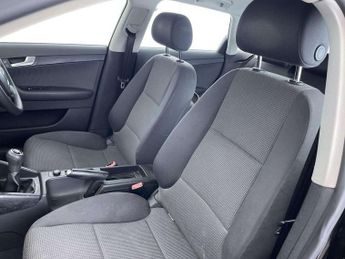 AUDI A3 1.6 Special Edition Hatchback 3dr Petrol Manual (173 g/km, 100 b