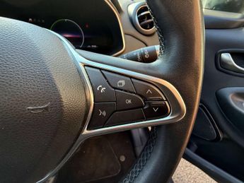 RENAULT ZOE Zoe i Iconic Rapid Charge ZE50 5dr