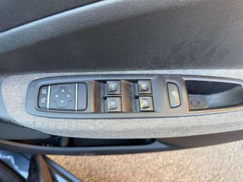 RENAULT ZOE Zoe i Iconic Rapid Charge ZE50 5dr