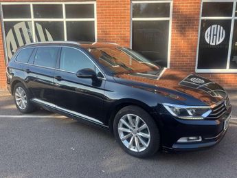 Volkswagen Passat 2.0 Passat SE Business TDI Semi-Auto 5dr