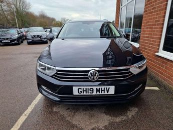 VOLKSWAGEN PASSAT 2.0 Passat SE Business TDI Semi-Auto 5dr