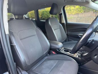FORD KUGA 1.5 Kuga Titanium 4x4 Auto 4WD 5dr