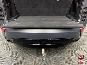 Land Rover Discovery 3.0 SD V6 HSE Luxury SUV 5dr Diesel Auto 4WD Euro 6 (s/s) (306 p