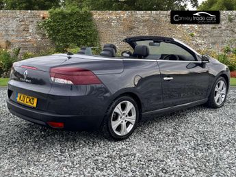 RENAULT MEGANE 2.0 Megane Dynamique TomTom VVT CVT 2dr