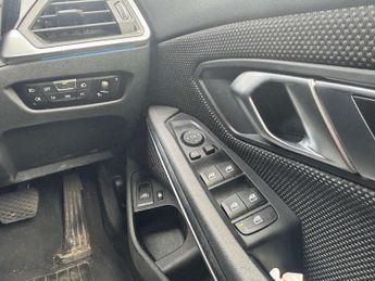 BMW 3 SERIES 2.0 330e SE Professional Auto 5dr