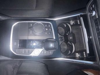 BMW 3 SERIES 2.0 330e SE Professional Auto 5dr