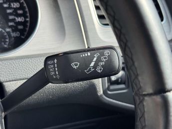 VOLKSWAGEN GOLF 1.6 Golf SE BlueMotion Technology TDI Semi-Automatic 5dr - NATIO