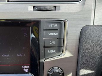 VOLKSWAGEN GOLF 1.6 Golf SE BlueMotion Technology TDI Semi-Automatic 5dr - NATIO