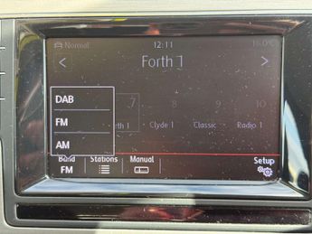 VOLKSWAGEN GOLF 1.6 Golf SE BlueMotion Technology TDI Semi-Automatic 5dr - NATIO