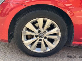 VOLKSWAGEN GOLF 1.6 Golf SE BlueMotion Technology TDI Semi-Automatic 5dr - NATIO