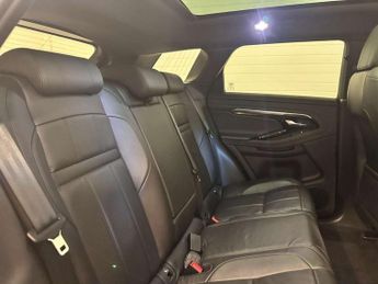 Land Rover RANGE ROVER EVOQUE 2.0 Range Rover Evoque R-Dynamic SE D Auto 4WD 5dr