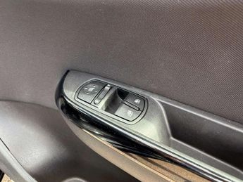 Vauxhall Corsa 1.4 Corsa SRI VX-Line Auto 3dr