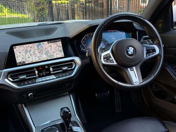BMW 3 SERIES 2.0 330I M Sport Auto 5dr