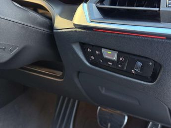 BMW 3 SERIES 2.0 330I M Sport Auto 5dr