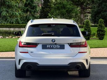 BMW 3 SERIES 2.0 330I M Sport Auto 5dr