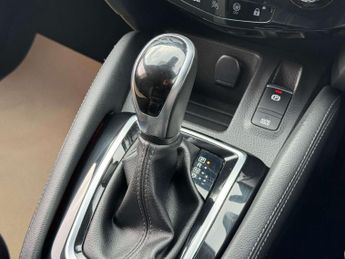 NISSAN QASHQAI 1.5 Qashqai N-Connecta dCi Semi-Automatic 5dr - NATIONAL DELIVER