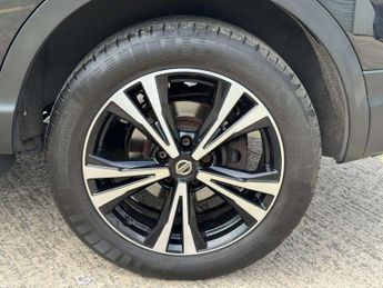 NISSAN QASHQAI 1.5 Qashqai N-Connecta dCi Semi-Automatic 5dr - NATIONAL DELIVER