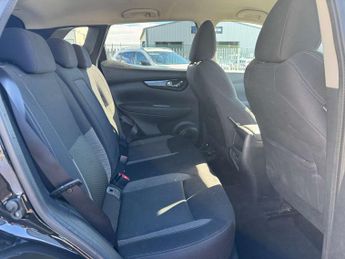 NISSAN QASHQAI 1.5 Qashqai N-Connecta dCi Semi-Automatic 5dr - NATIONAL DELIVER