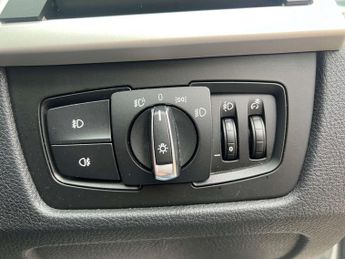 BMW 3 SERIES 2.0 320I SE Auto 4dr
