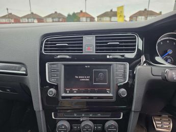 VOLKSWAGEN GOLF 2.0 Golf R TSi Semi-Auto 4WD 5dr