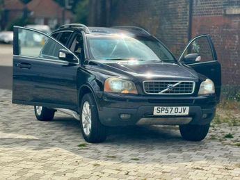 Volvo XC90 2.4 XC90 SE D5 Auto 4WD 5dr