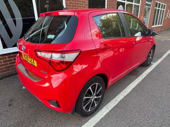 TOYOTA YARIS 1.5 Yaris Icon Tech VVT-i HEV CVT 5dr