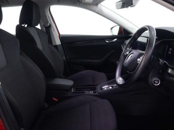 SKODA OCTAVIA 1.0 Octavia SE Technology TSi E-Tech Semi-Auto 5dr