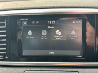 KIA SPORTAGE 1.6 Sportage GT-Line CRDi ISG 4x4 Semi-Automatic 4WD 5dr - NATIO