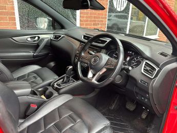 NISSAN QASHQAI 1.5 Qashqai Tekna+ dCi Semi-Auto 5dr