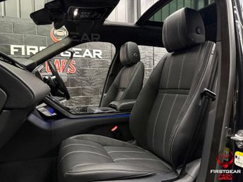 Land Rover Range Rover Velar 3.0 SD6 V6 R-Dynamic SE SUV 5dr Diesel Auto 4WD Euro 6 (s/s) (30