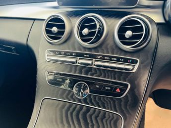 MERCEDES-BENZ C-CLASS 2.1 C 250 AMG Line D Auto 4dr