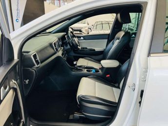 KIA SPORTAGE 1.6 Sportage GT-Line Semi-Auto 4WD 5dr