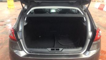 PEUGEOT 308 1.2 308 Tech Edition PureTech S/S Auto 5dr