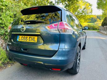 NISSAN X-TRAIL 1.6 X-Trail Tekna dCi CVT 5dr