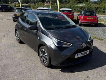 Toyota AYGO 1.0 VVT-i x-play Euro 6 (s/s) 5dr